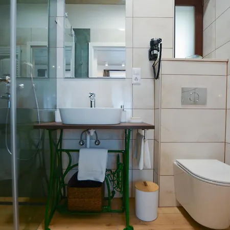 Апартаменты Naboka *