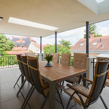 Апартаменты Naboka Кестхей